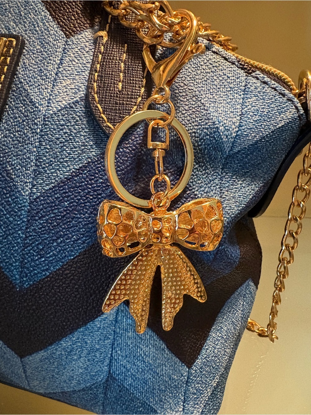 Gold Bow Crystal Keychain Bag Charm - Black Crystals - Picture 3 of 3